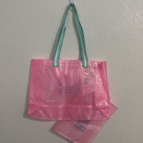 NWT- Twig & Arrow- barbie pink travel tote set (4-piece set) - Picture 7 of 9